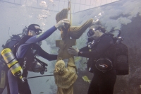 socha pod vodou 1